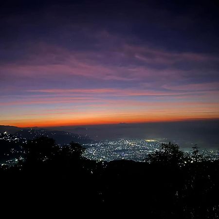 Superview Lodge, Best Himalayan Sunrise In Sarangkot Pokhara Exterior foto