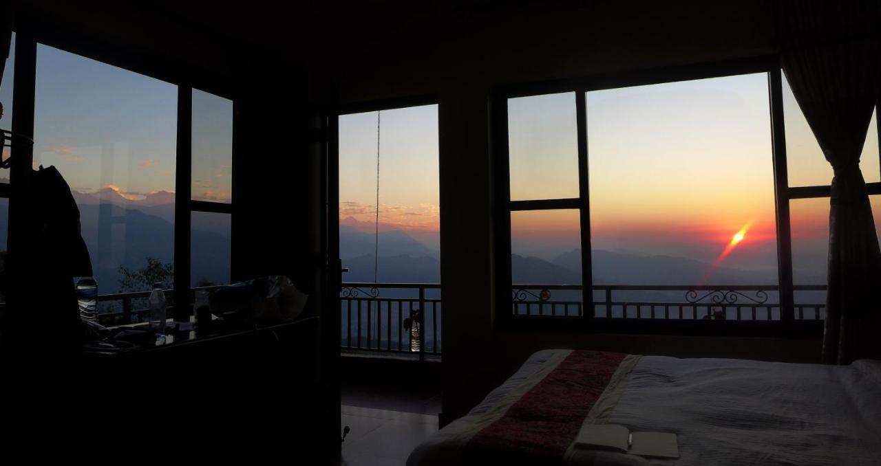 Superview Lodge, Best Himalayan Sunrise In Sarangkot Pokhara Exterior foto
