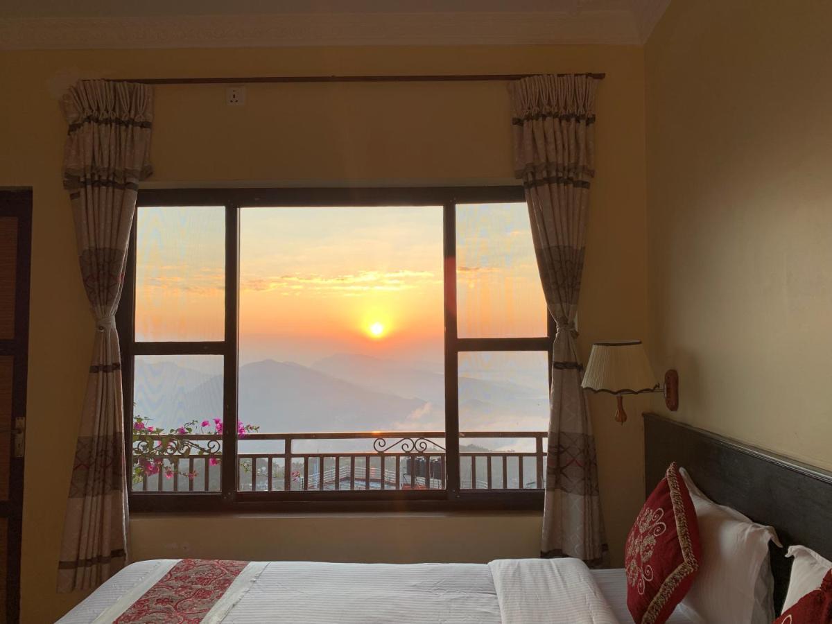 Superview Lodge, Best Himalayan Sunrise In Sarangkot Pokhara Exterior foto
