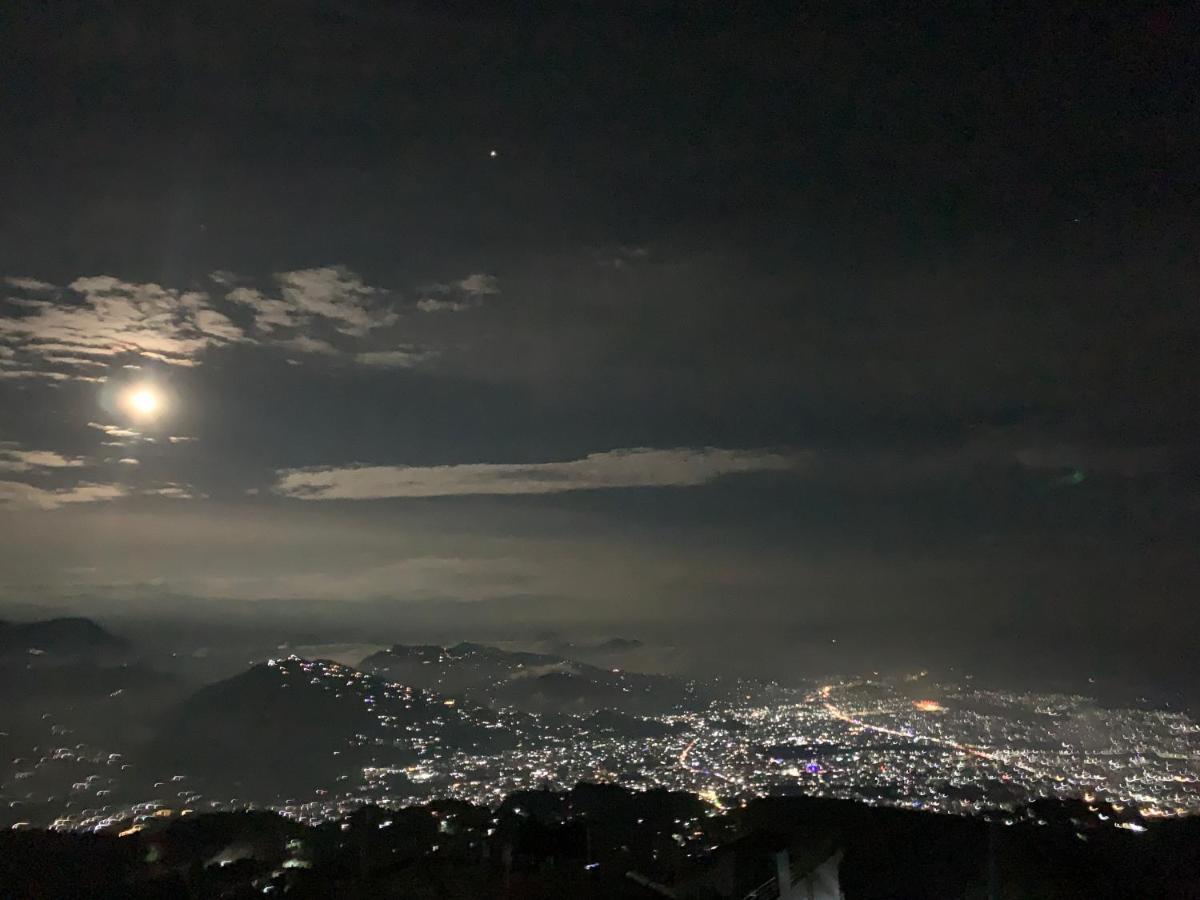 Superview Lodge, Best Himalayan Sunrise In Sarangkot Pokhara Exterior foto
