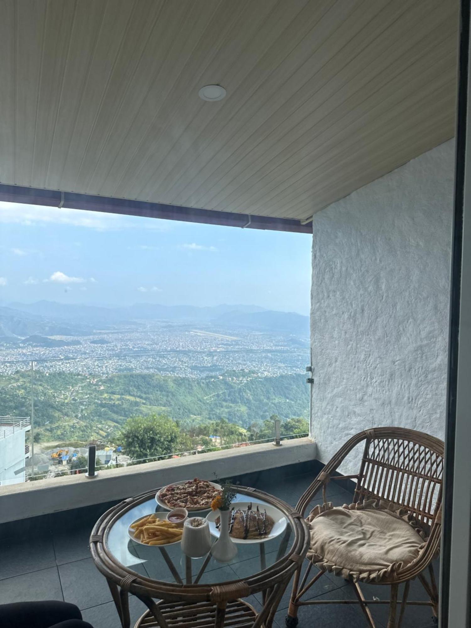 Superview Lodge, Best Himalayan Sunrise In Sarangkot Pokhara Exterior foto